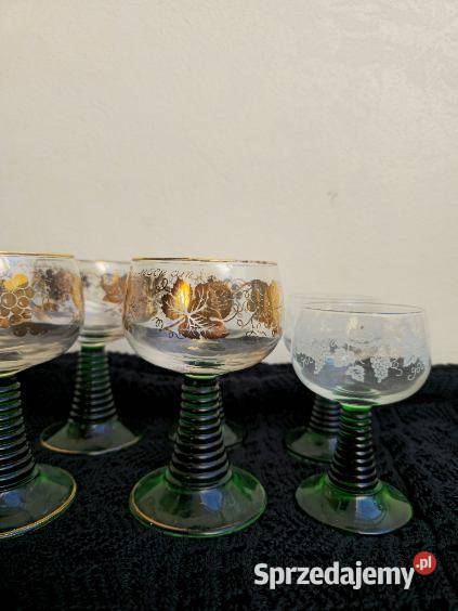 Komplet kieliszków 33 Rmer ręcznie zdobione