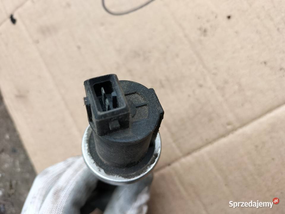 Audi 100 A6 C4 80 B4 048133517 Zawór Kamień-Kolonia