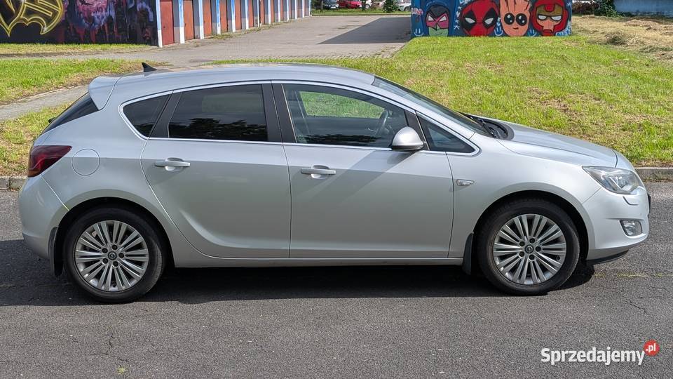 Opel Astra J 17 CDTI 2011 Diesel Bogate Gliwice sprzedam