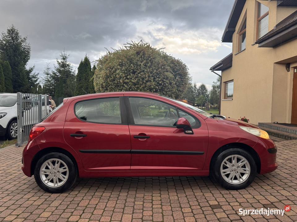 Peugeot 207 14 benzyna klimatyzacja Alu zadbany 4/5