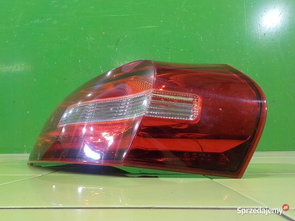 CITROEN C4 PICASSO II 16 EHDI 14r 5D lampa prawy Oświetlenie Suków