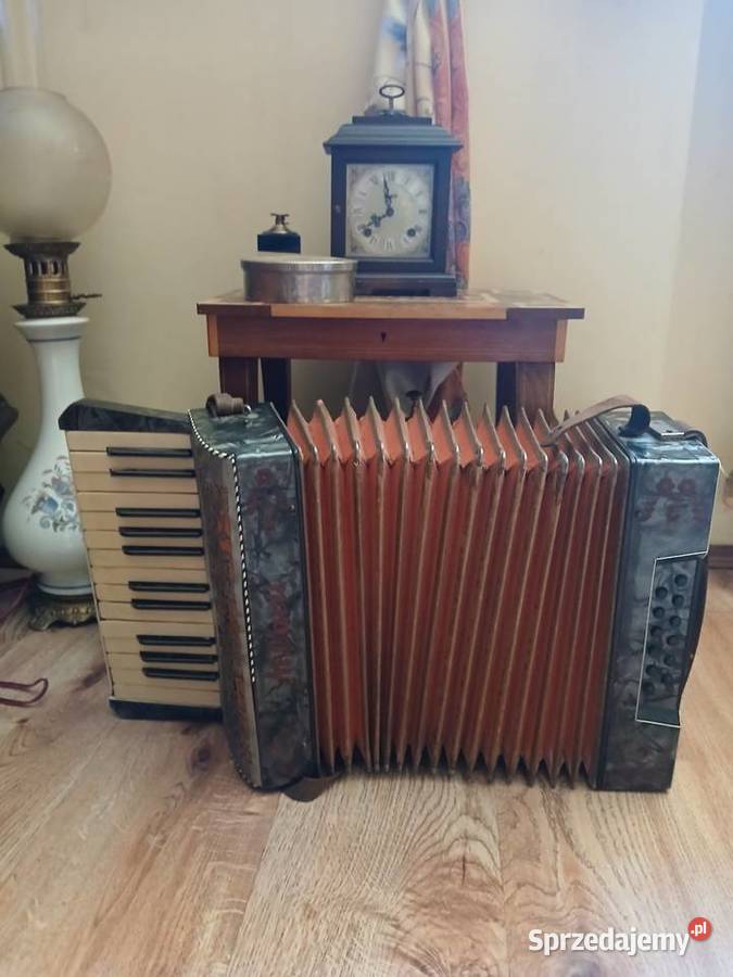 Akordeon M Carli Instrumenty klawiszowe i MIDI Kraków sprzedam