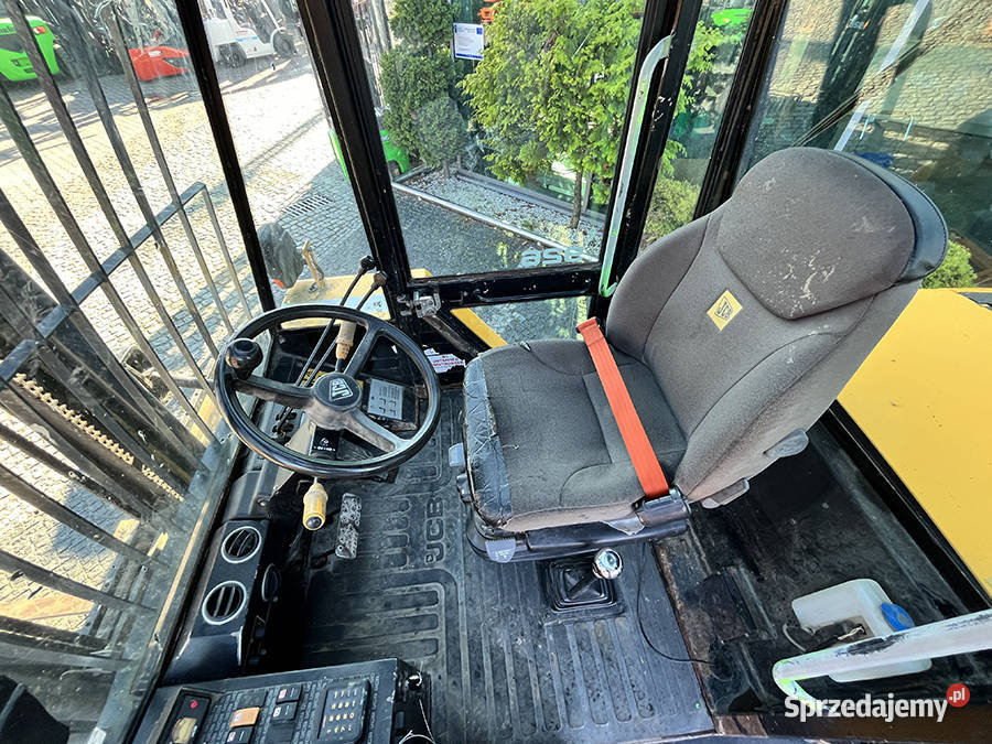 Wózek widłowy terenowy JCB 926 4 WD triplex 55 m Kęty sprzedam