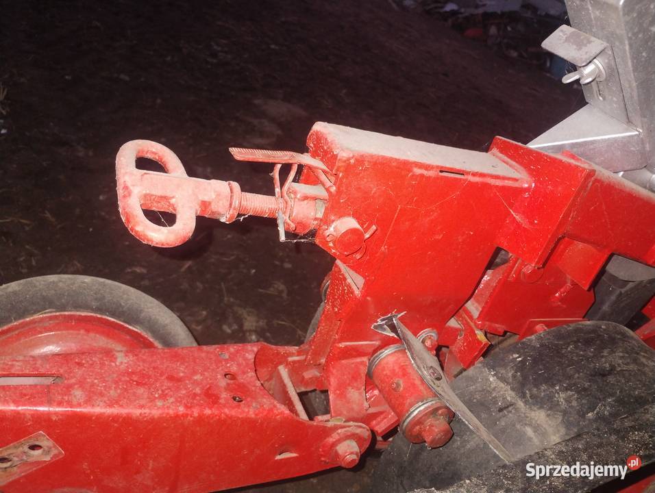 Sprzedam siewnik talerzowy Becker do kukurydzy Dąbrowa Tarnowska