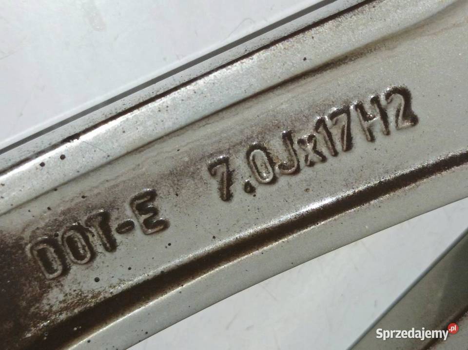FELGA ALUMINIOWA R17 5X108 ET50 OC62MM 70JX17H2 aluminiowe