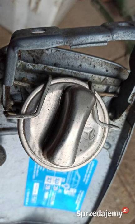 Klapka paliwa korek Mercedes w124 Sedan Oryginał osobowe Dębica