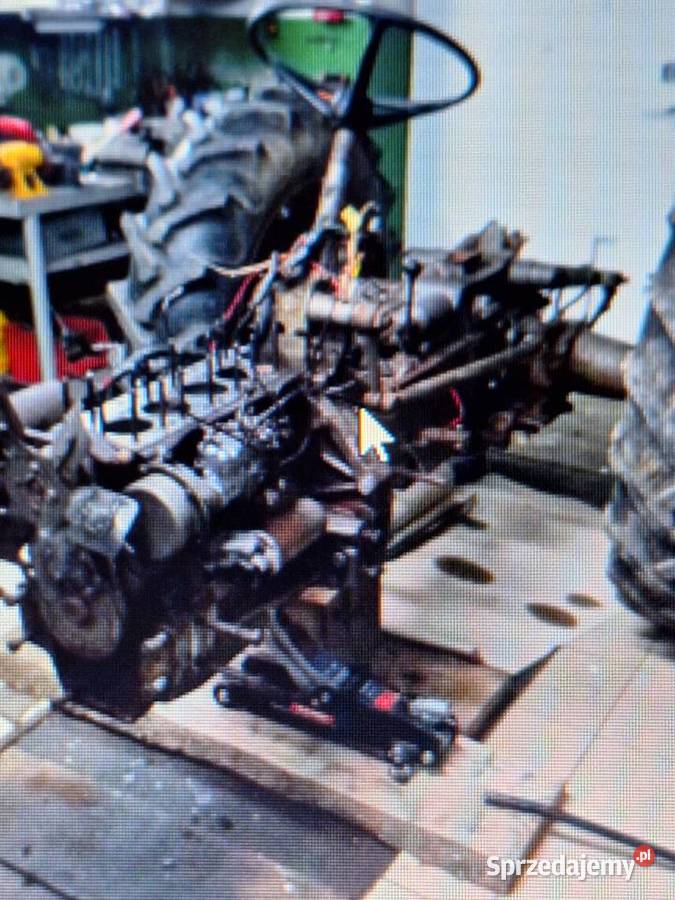 Massey ferguson 130 z turem Lipinki