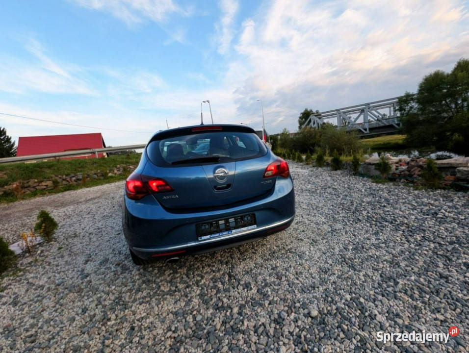 Opel Astra Xenon J 20092019 niebieski Kamienna Góra