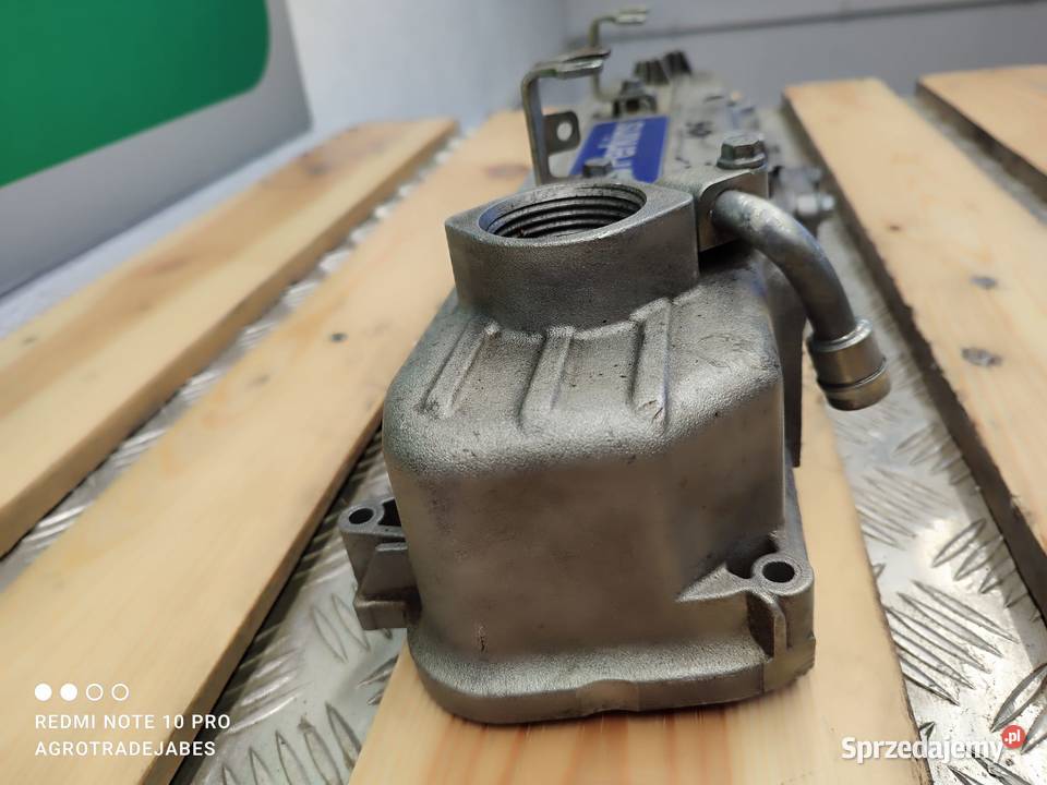 Pokrywa 504389278 zaworów silnika PERKINS Wilkowo