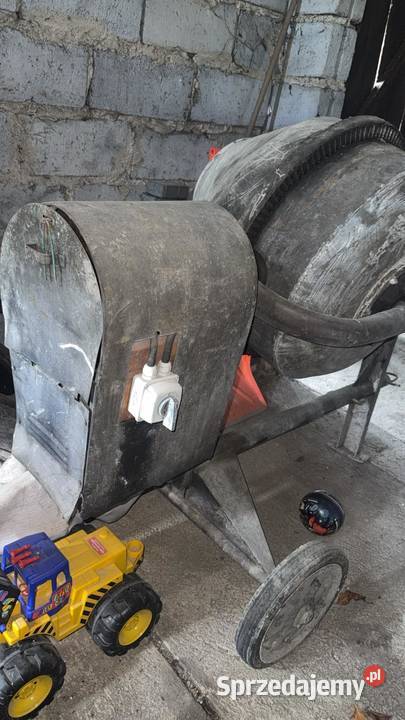 Betoniarka na siłę Dębica