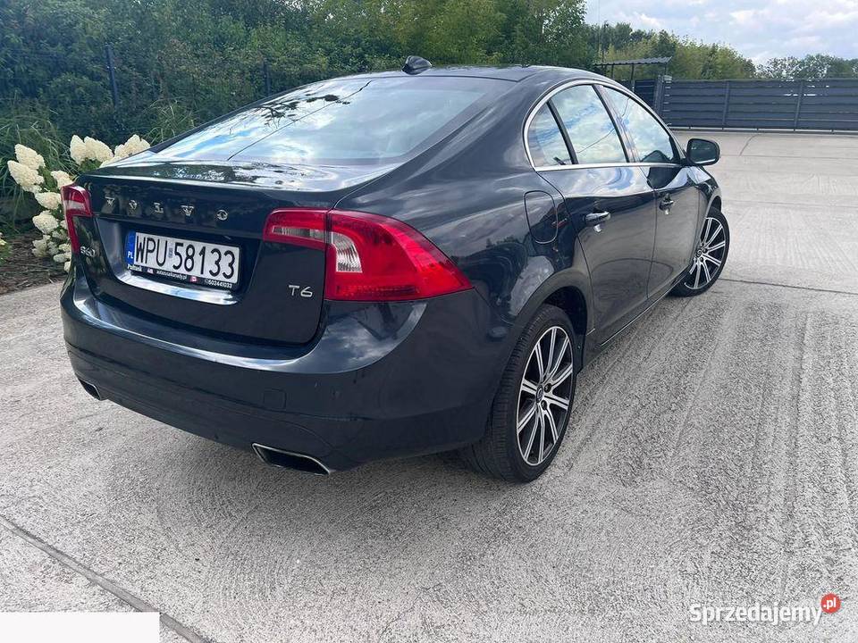 Volvo S60 PLATINUM 20 benzyna 306 2015r Pułtusk
