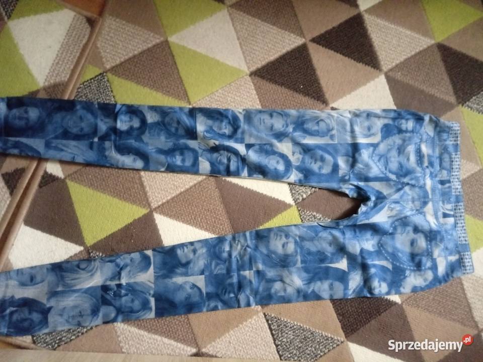 Nowe legginsy bezszwowe z twarzami sprzedam
