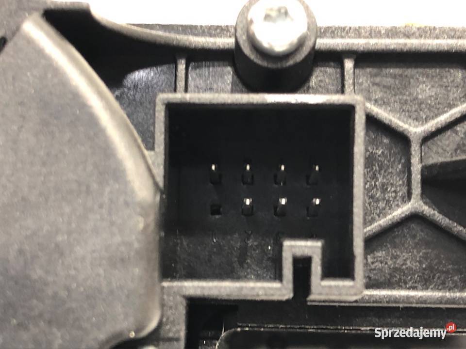 WŁĄCZNIK ŚWIATEŁ MERCEDES W204 A2049058002 0715