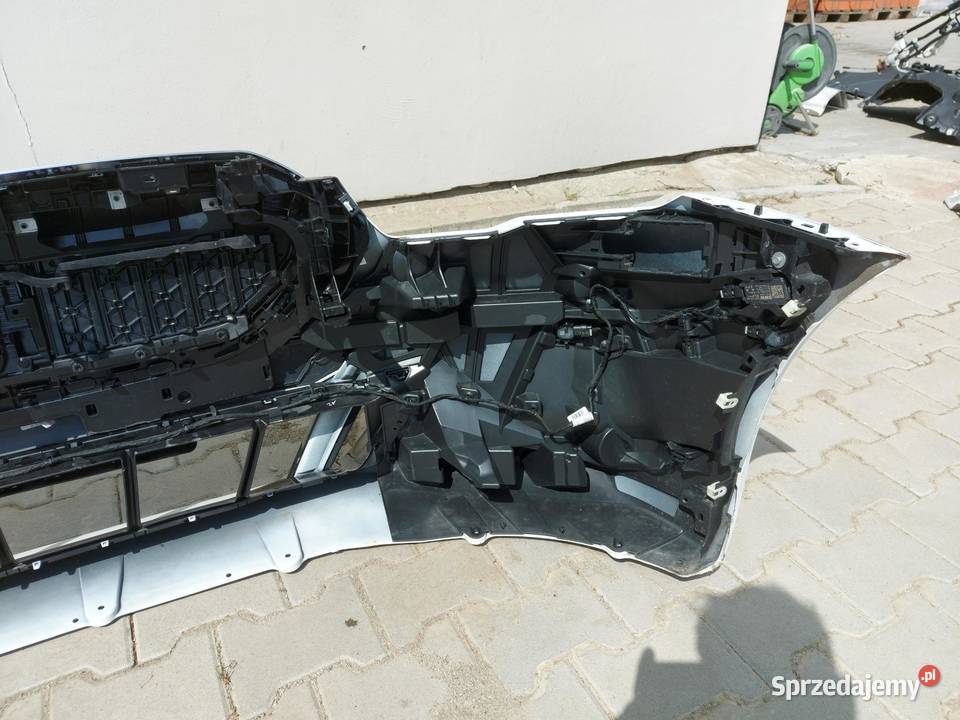 BMW 5 G60 530E xdrive Zderzak przód MPakiet A96