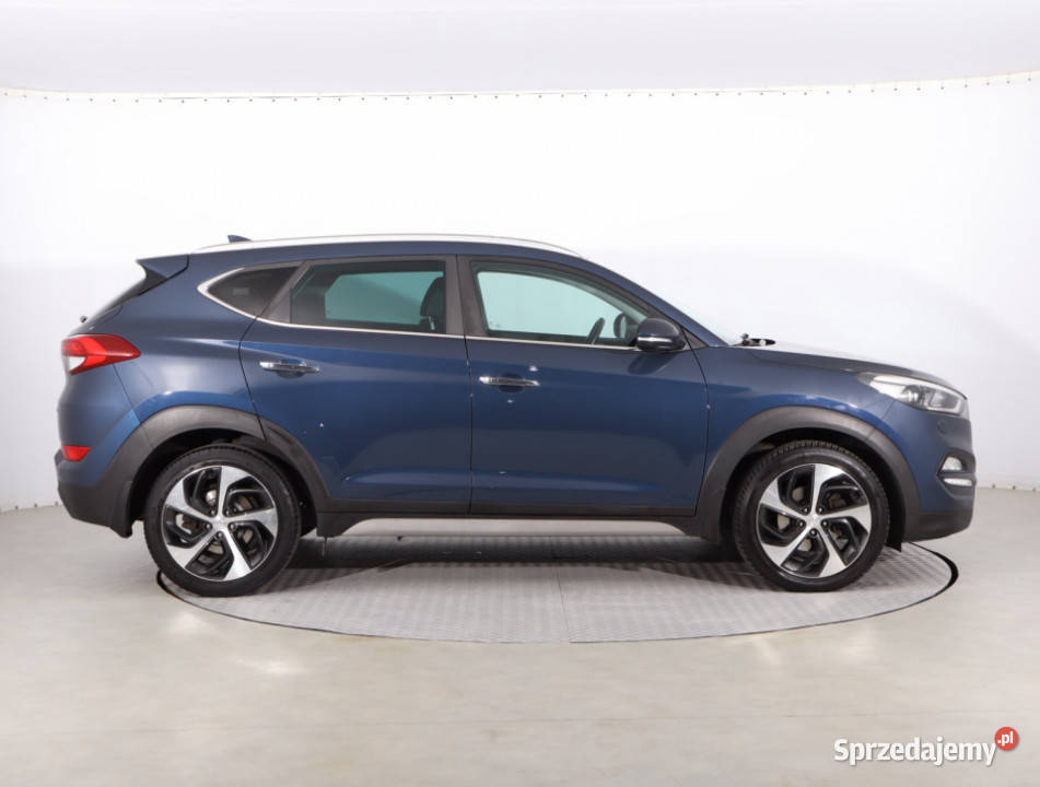 Hyundai Tucson 17 CRDi Rok produkcji 2017 Piaseczno