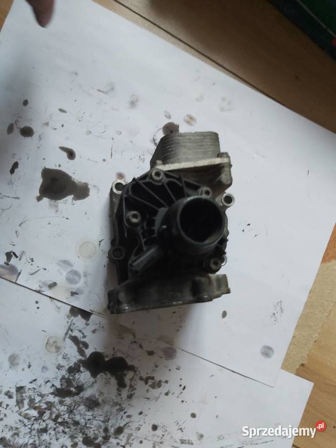 Chłodniczka oleju termostat16T LWC Opel 55571483 Pozostałe