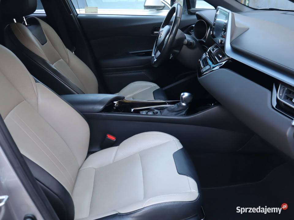 Toyota CHR 18 Hybrid czujnik parkowania Katowice