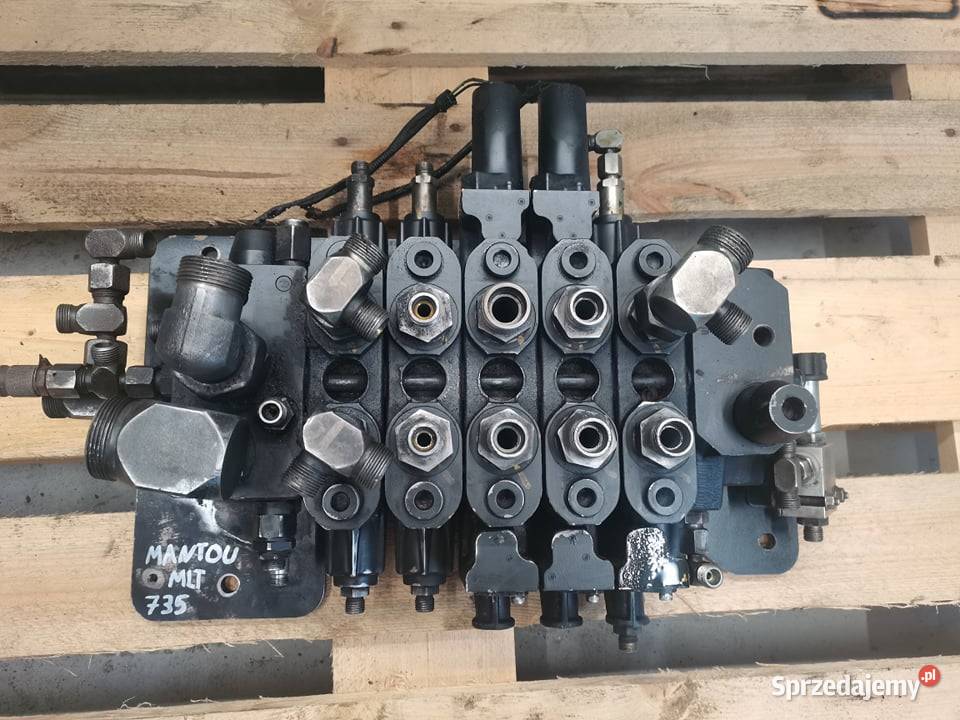 Rozdzielacz hydrauliczny Manitou MLT 634 Rexroth Pozostałe Wilkowo