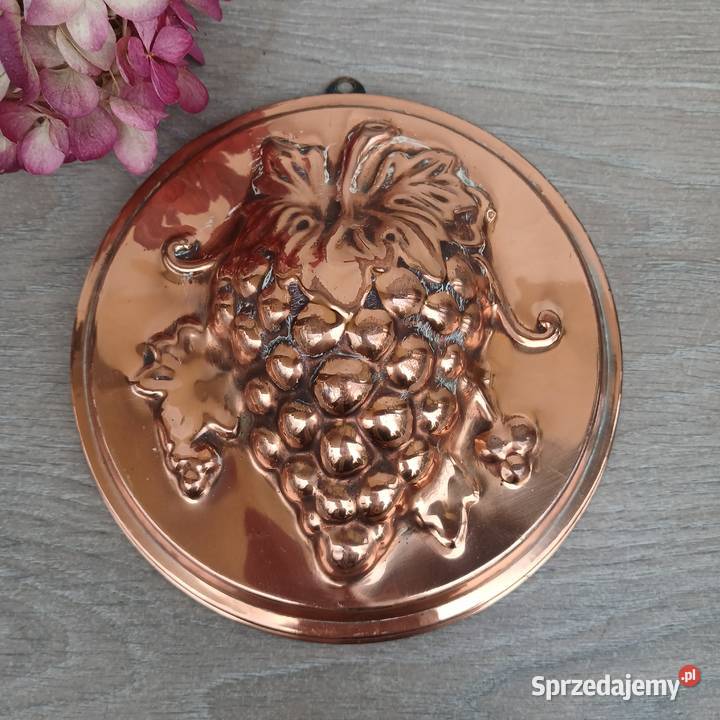 Miedziana okrągła forma kuchenna motyw kiści Warszawa