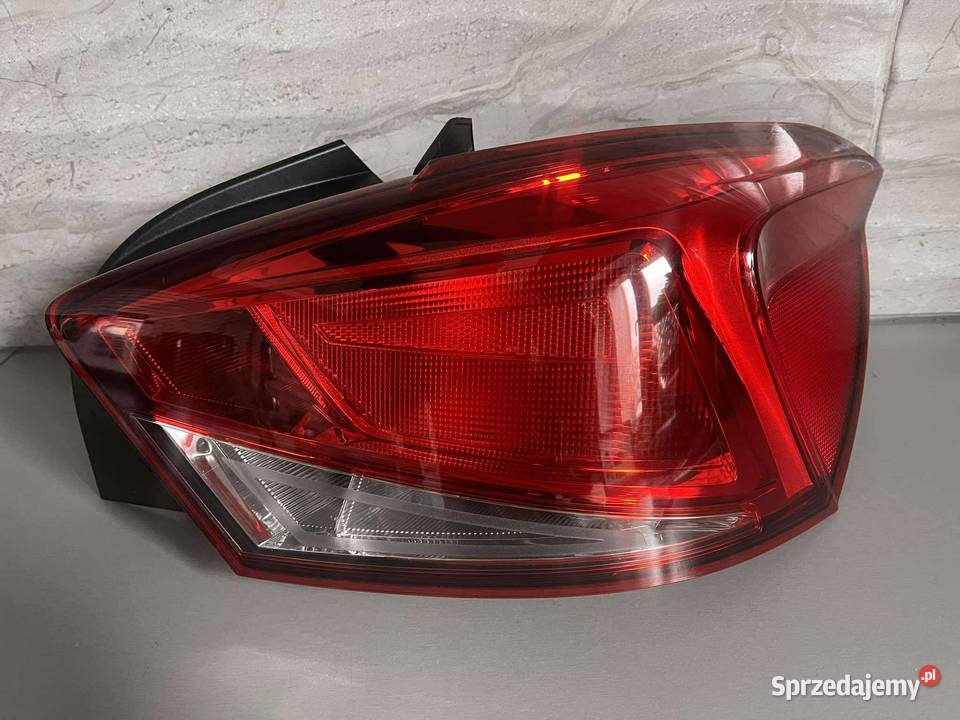 SEAT IBIZA 5 PRAWA LAMPA TYŁ 6F0945096H Ostroróg
