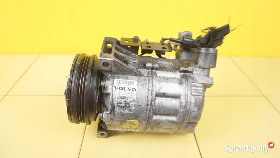 V70 III S60 XC70 20 D D3 D4 12r 163 D5204T2 świętokrzyskie Suków