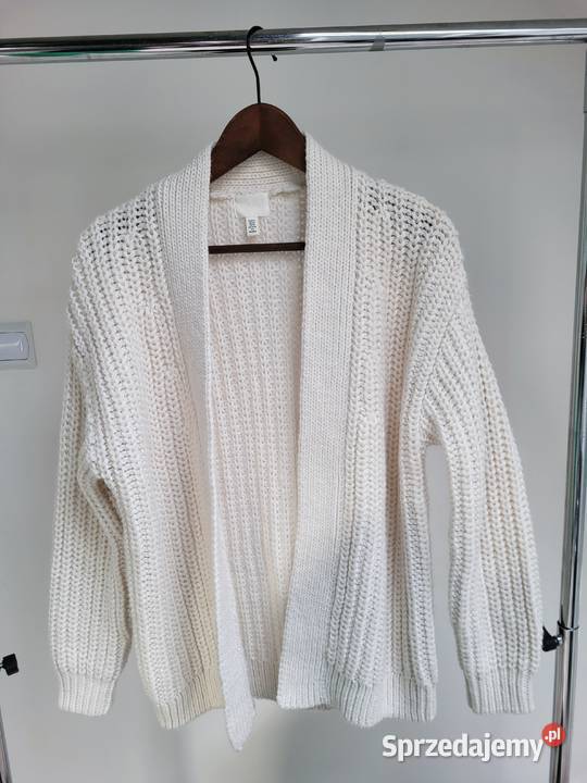 Biały sweter kardigan Liszki