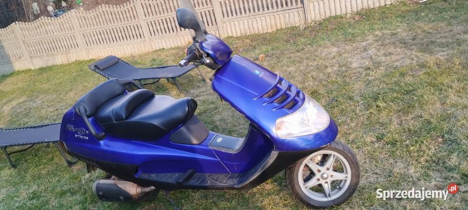 Piaggio Super Hexagon GTX 125 Rok produkcji 2000