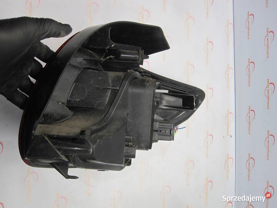 CITROEN DS3 11r lampa lewa tył 9685849980 Kielce
