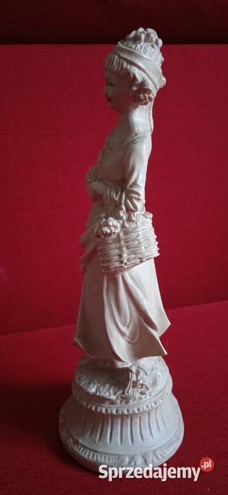 Figurka Damy Świdnica