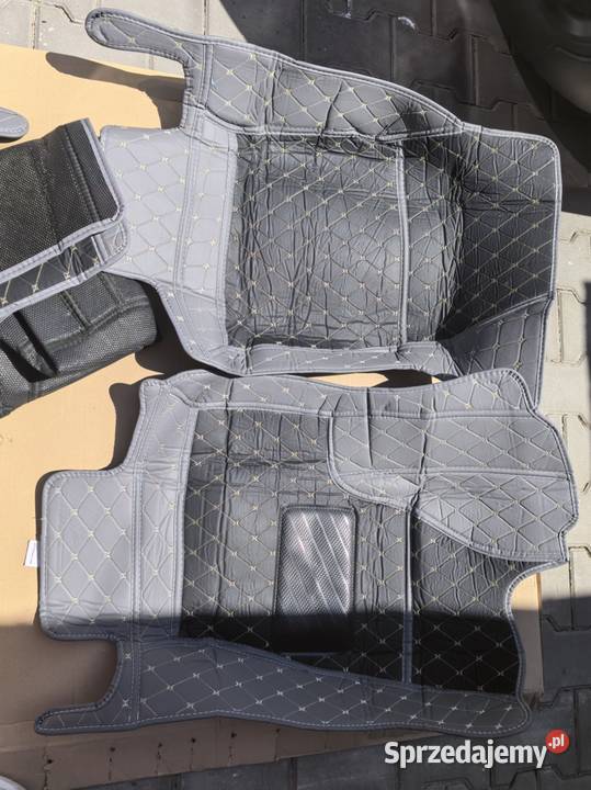 Ładne dywaniki do FORD KUGA II ESCAPE Pozostałe sprzedam