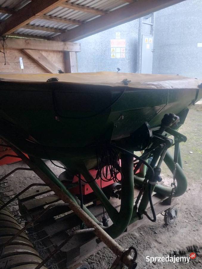 Sprzedam rozsiewacz Amazone Zaf804 Maćkówka