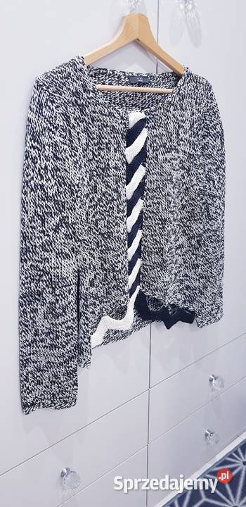 Dzianinowy damski sweter z warkoczem śląskie Dąbrowa Górnicza