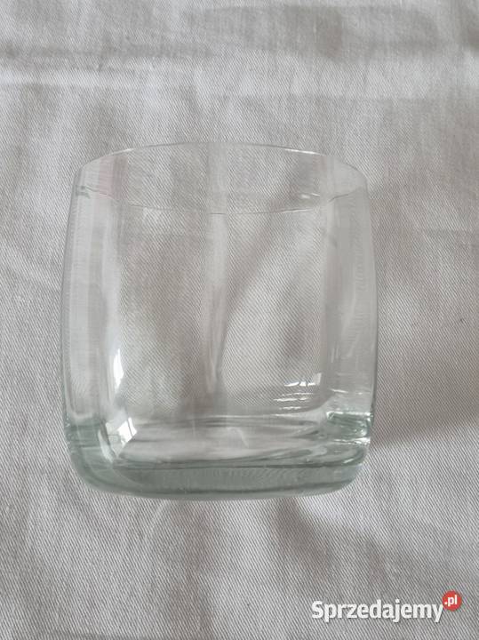 Szklany pucharekszklanka mazowieckie Warszawa