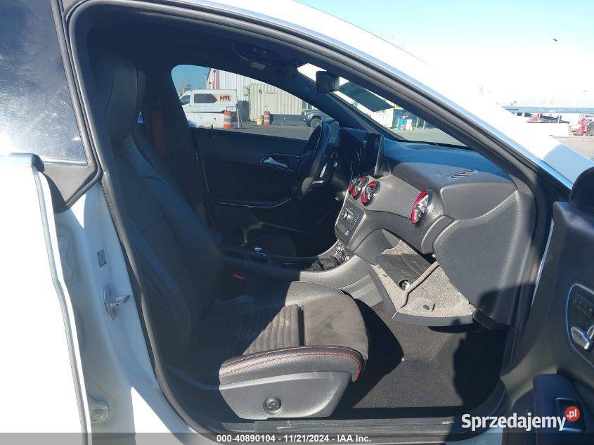 MERCEDESBENZ CLA 250 2018 małopolskie Kraków