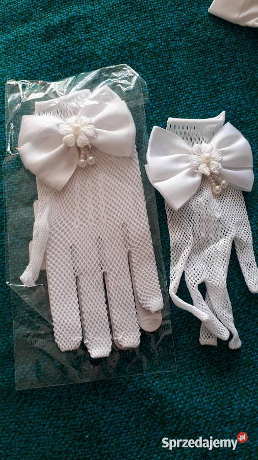 Komunijne bolerko i dodatki