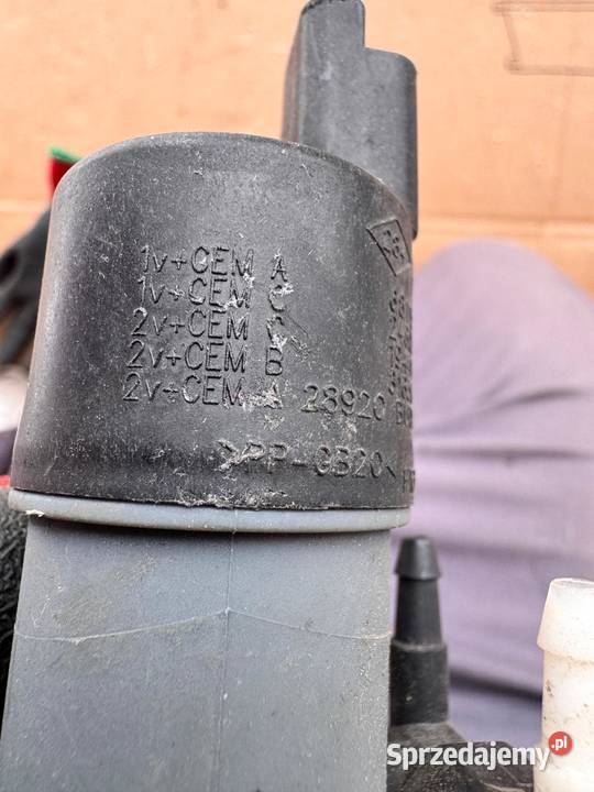 Pompka spryskiwacza Renault Peugeot Citroen Rok produkcji 2019 Brzesko sprzedam