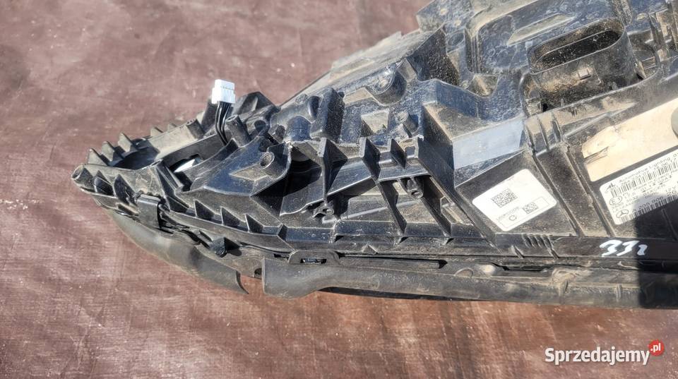 LAMPA PRAWA PRZÓD REFLEKTOR MERCEDES W205 FULL śląskie