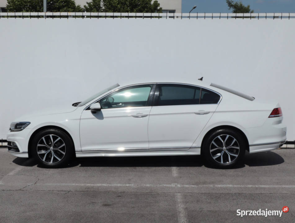 VW Passat 18 TSI Sedan / Limuzyna Passat Samochody osobowe Lublin