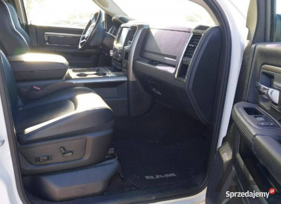 Dodge RAM RAM 2016 SPORT 57HEMI Kamera cofania biały