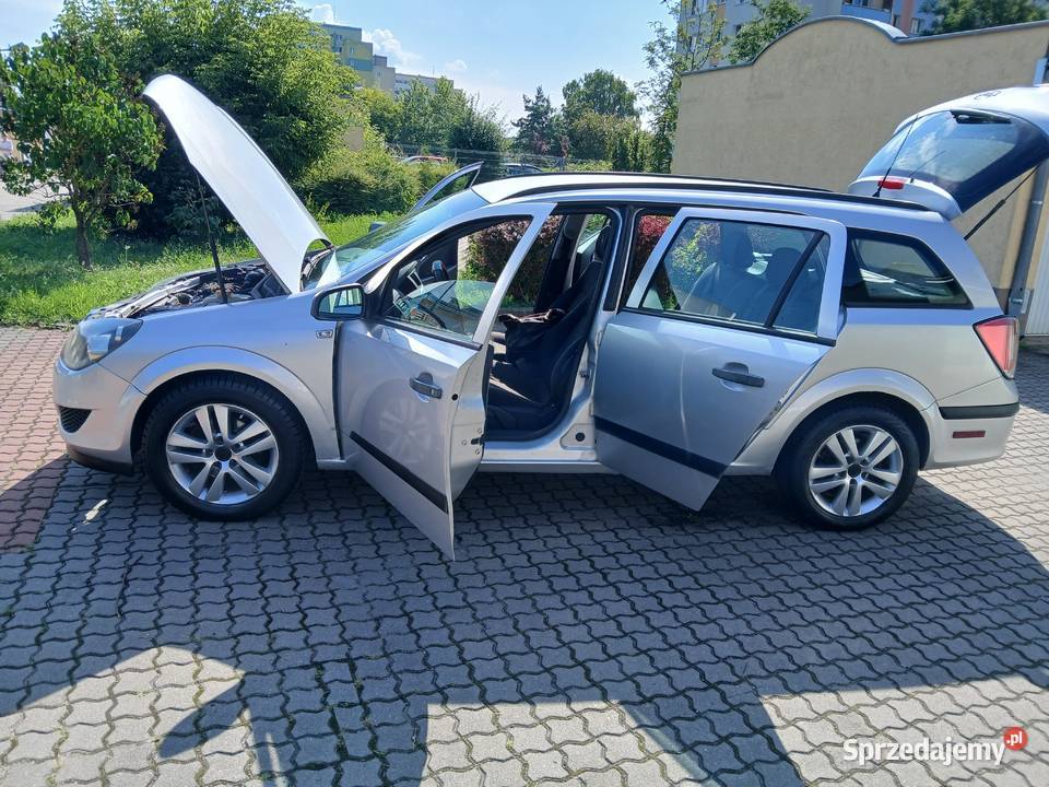 Opel astra 2009r 14 na lancuszku z gazem Bydgoszcz