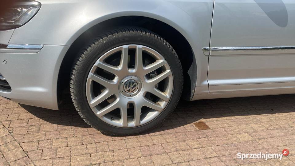 Na sprzedaż VW Phaeton w zadbanym stanie Stobierna