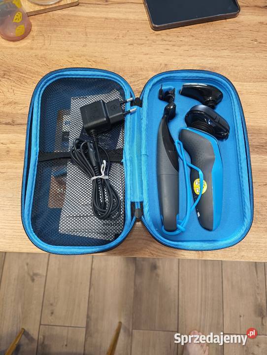 golarka elektryczna Philips AquaTouch