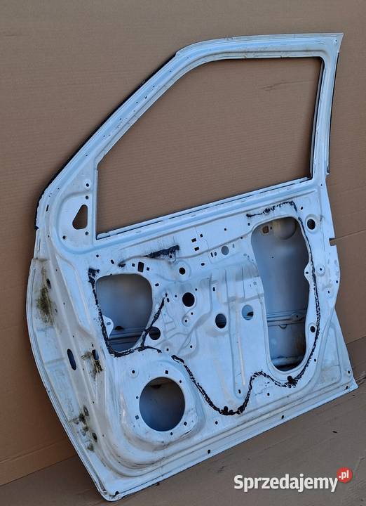 SUZUKI SWIFT MK7 DRZWI PRAWY PRZÓD PRAWE Bieleń