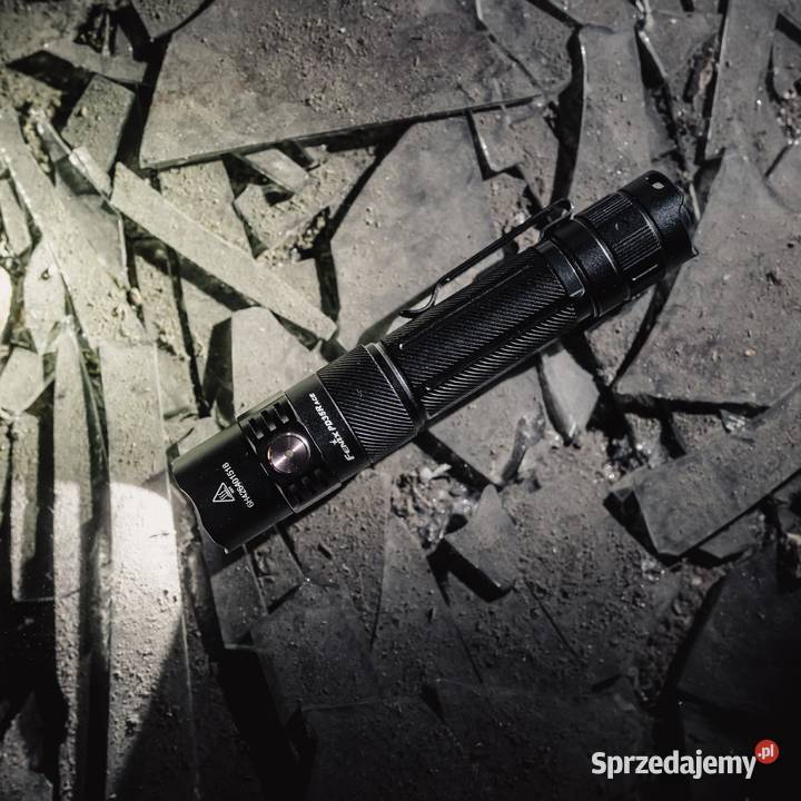 Latarka LED Fenix PD35R ACE