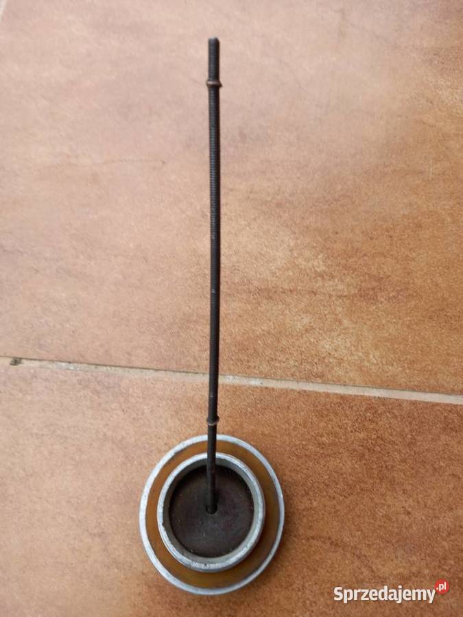 Nakrętka Korek wlewu oleju Junak M 07 M 10