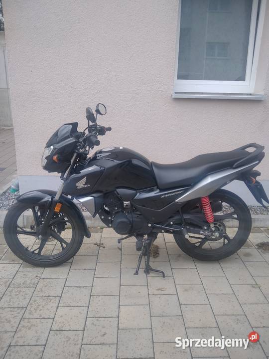 Honda CB 125F naked Reda