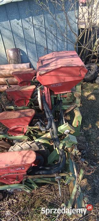 Siewnik kukurydzy 4 rzędowy Siewniki i sadzarki Kamień Krajeński