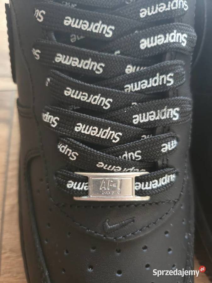 Nike Air Force Supreme