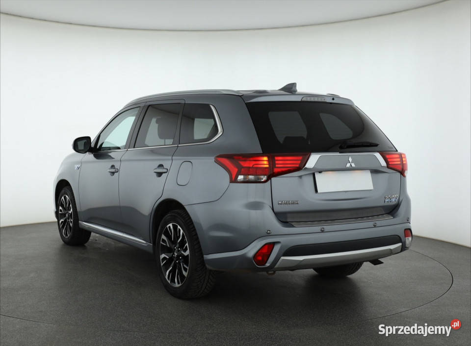 Mitsubishi Outlander 20 PHEV reflektory ksenonowe Piaseczno