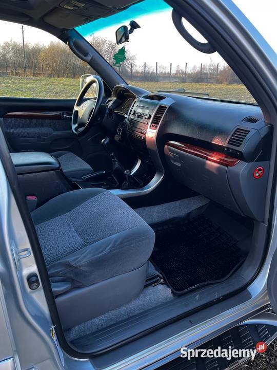 TOYOTA LAND CRUISER 120 PRADO Jarosław